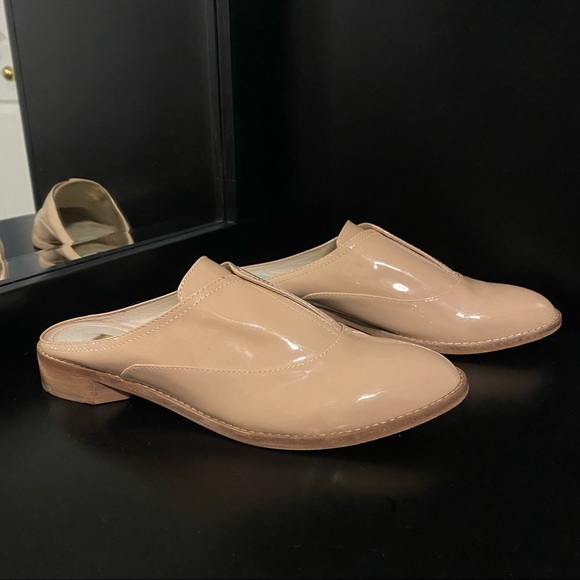 Tan Mules - Picture 5 of 15